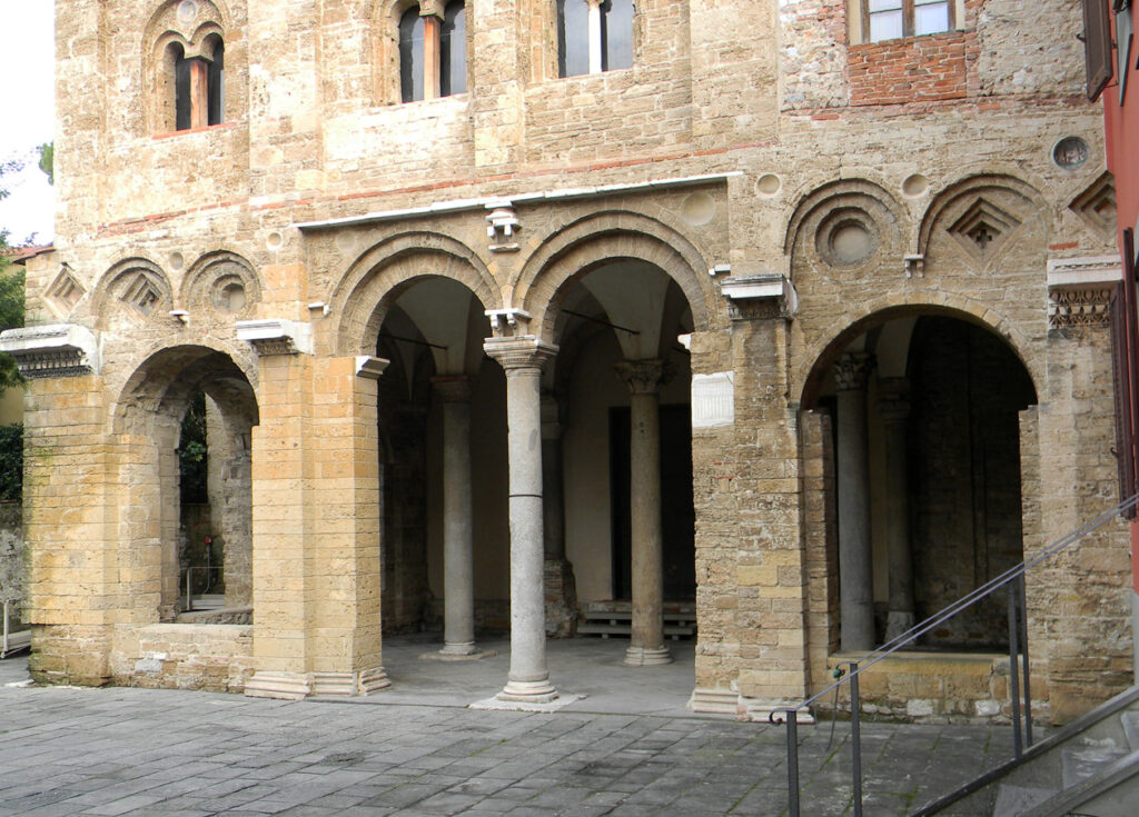 san zeno loggiato pisa abbazia
